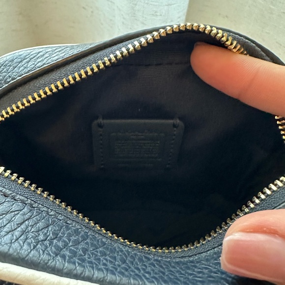 Coach Mini Dempsey Camera Bag - Picture 5 of 7